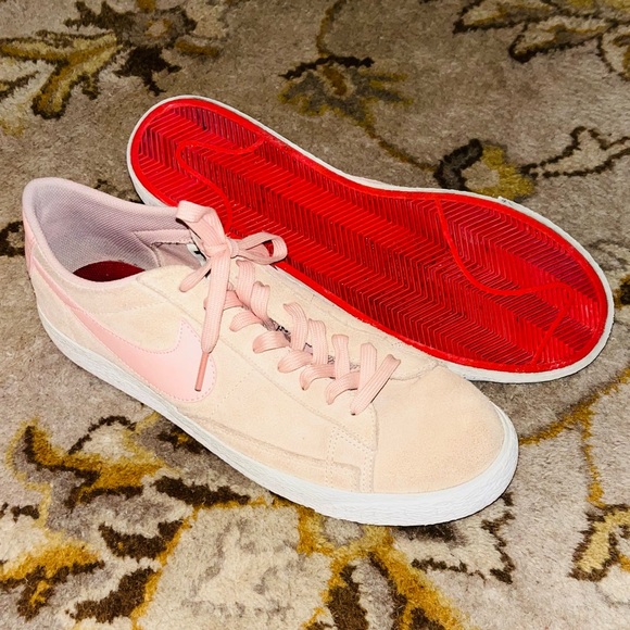 Nike Blazer Low Mens Trainers Arctic Orange Size 10 - Picture 3 of 6